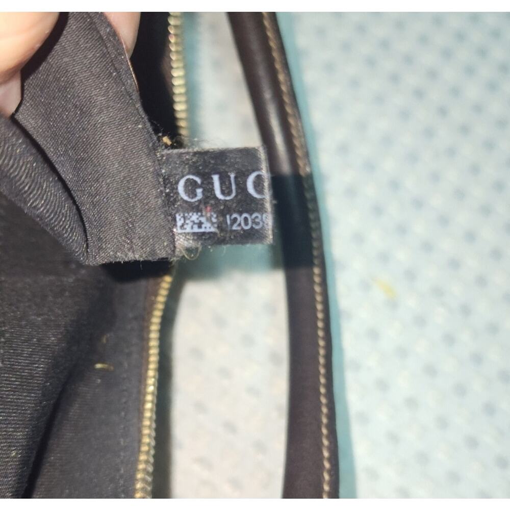 GUCCI EUC GG SIGNATURE LARGE ABBEY HOBO BAG - Picture 6 of 9
